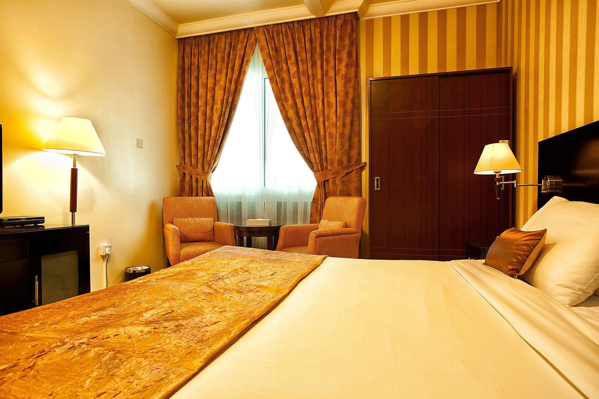 Al Mas Hotel Apartment Dubái Exterior foto